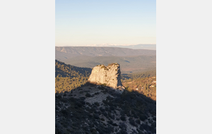 SAINTE BAUME : Circuit Est forêt et crête 