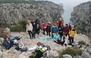 Calanques : Belvédère En Vau ( convivial ) . Alain M.  Ou : Calanque Port-Pin ( Mistral ) .