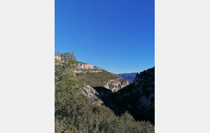 Garlaban : Lascours -Balcon des Tourdres- L'Aroumie