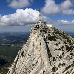 sainte victoire cote ubac
