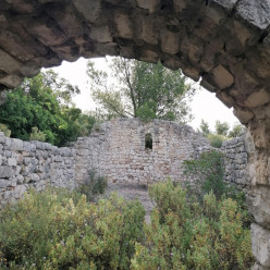Roquepertuse, Chapelle Ste-Propice, Grand Arbois
